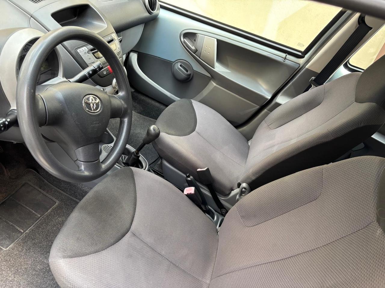 Toyota Aygo 1.0 12V VVT-i 5 porte Now