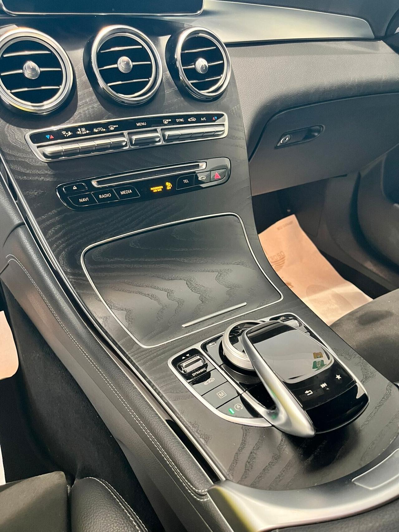 MERCEDES GLC 220 D 4MATIC COUPE' AMG PREMIUM