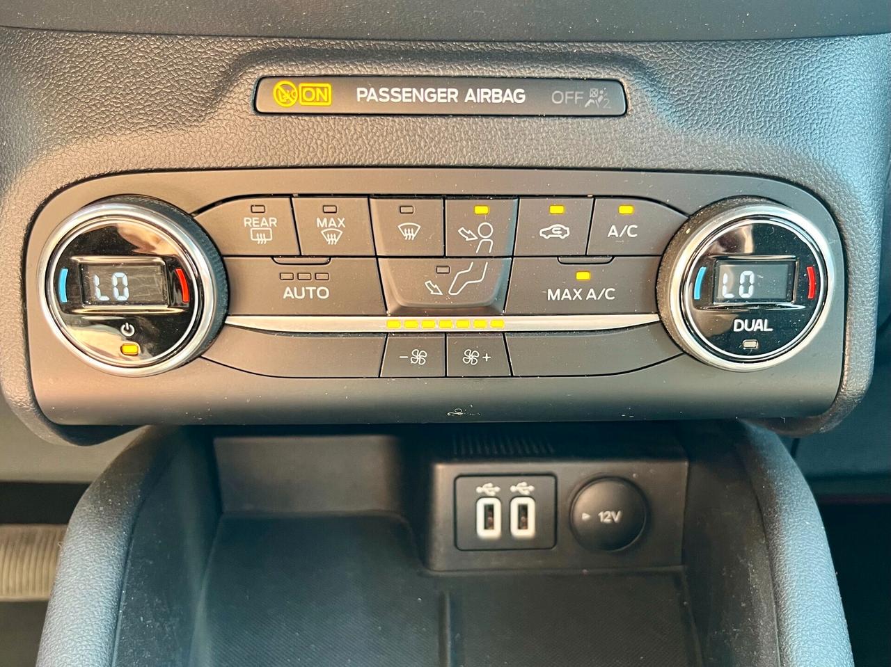 *GANCIO TRAINO ELETTRICO* Ford Kuga 1.5 EcoBlue 120cv ST-Line 2022