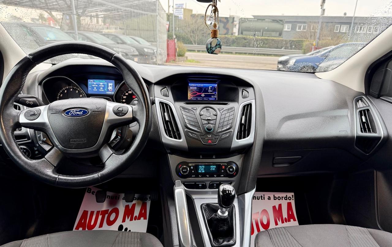 Ford Focus 1.6 105 CV SW Titanium km 142,000 garanzia 12 mesi