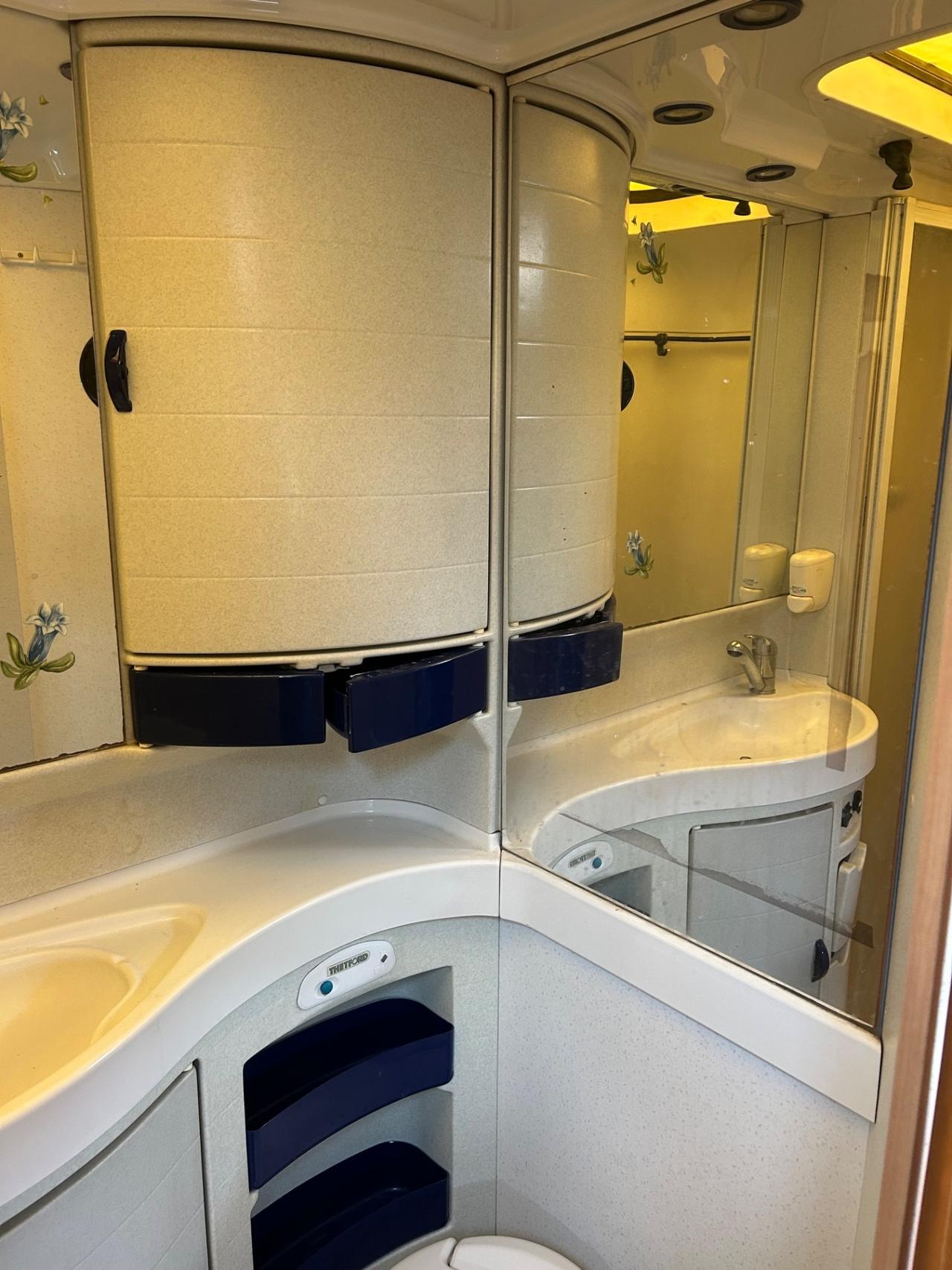 Motorhome hymer del 2000 in saldo 824