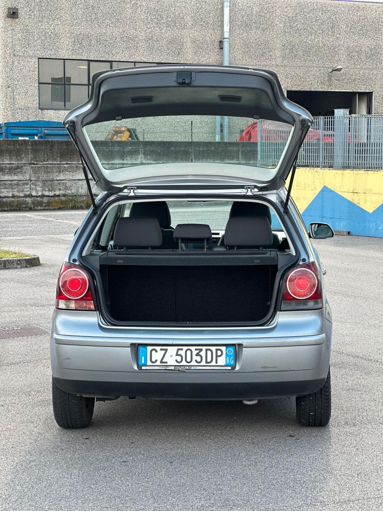Volkswagen Polo 1.2 5p. Trendline
