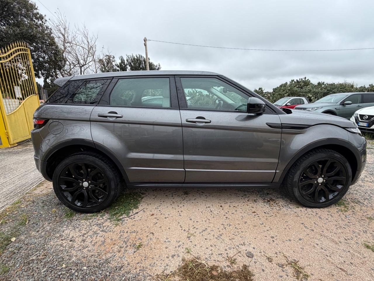 Land Rover Range Evoque 2.0 TD4 180 CV 5p. SE Dynamic