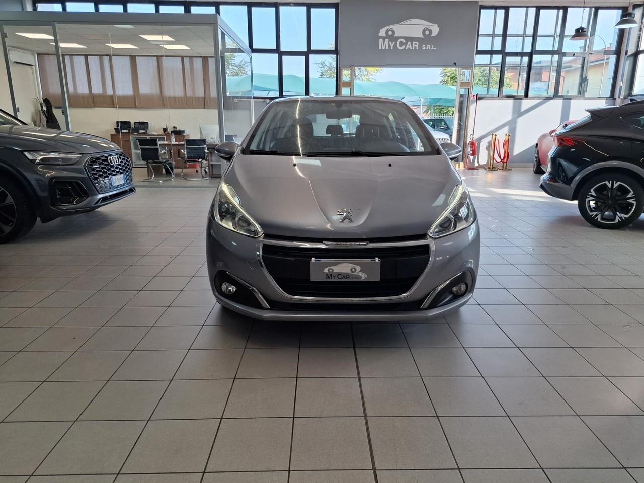 Peugeot 208 Benzina Manuale