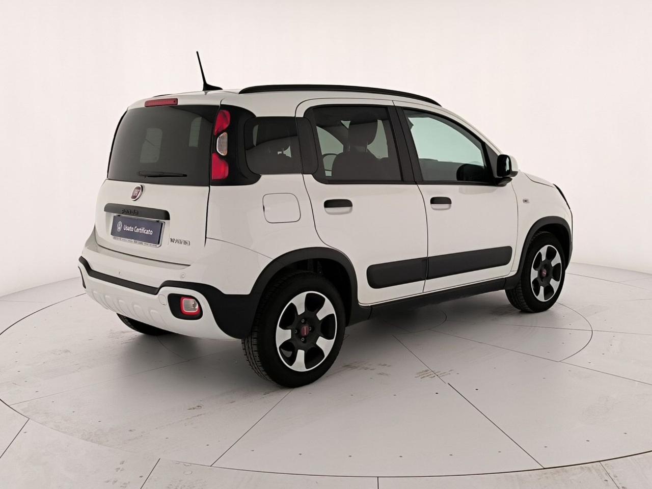 Fiat Panda 1.0 firefly hybrid cross s&s 70cv 5p.ti