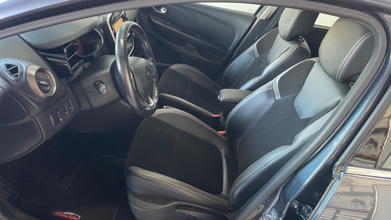 Renault Clio TCe 120CV EDC Start&Stop 5 porte Energy Intens