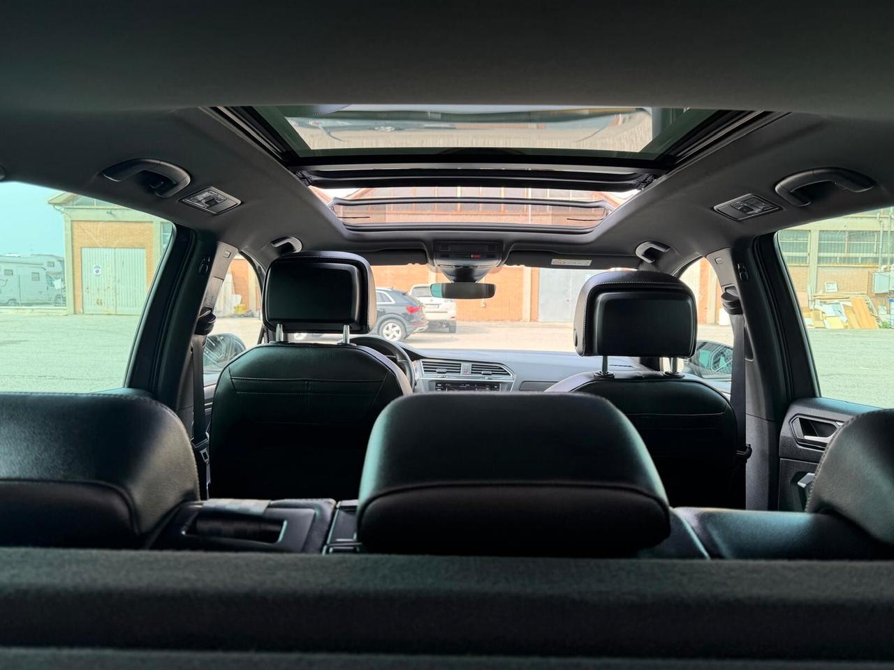 Volkswagen Tiguan 2.0 TDI 200 CV SCR DSG 4MOTION R-Line TETTO APRIBILE