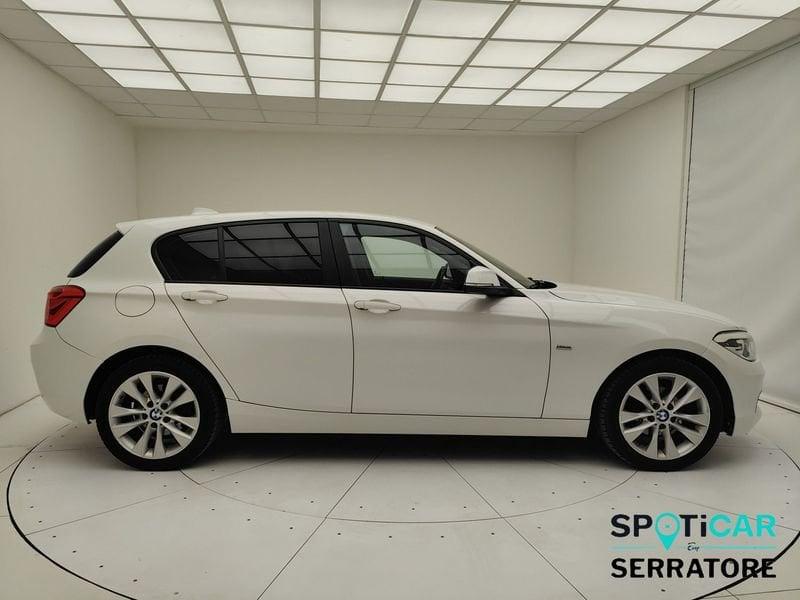BMW Serie 1 F/20-21 2015 118d Urban 5p auto