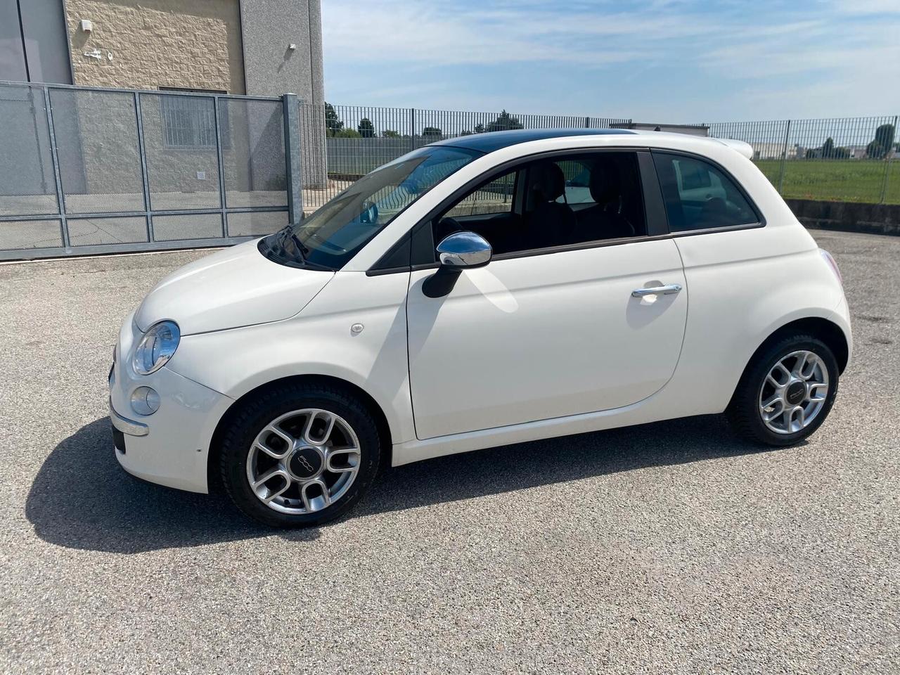 Fiat 500 1.2 Lounge (panoramico) ADATTA AI NEOPATENTATI *109253* KM