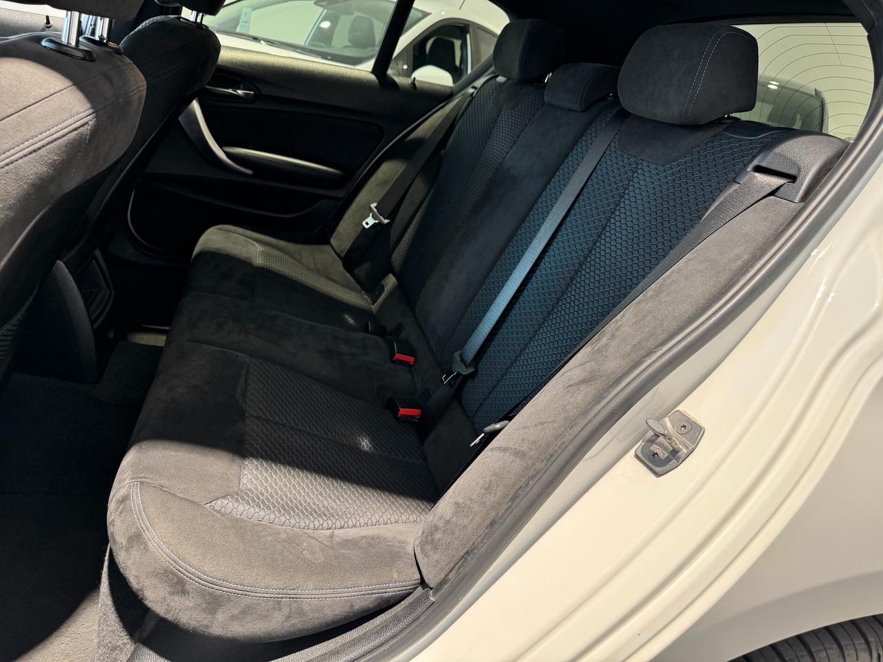 Bmw 116 116d 5p. Msport