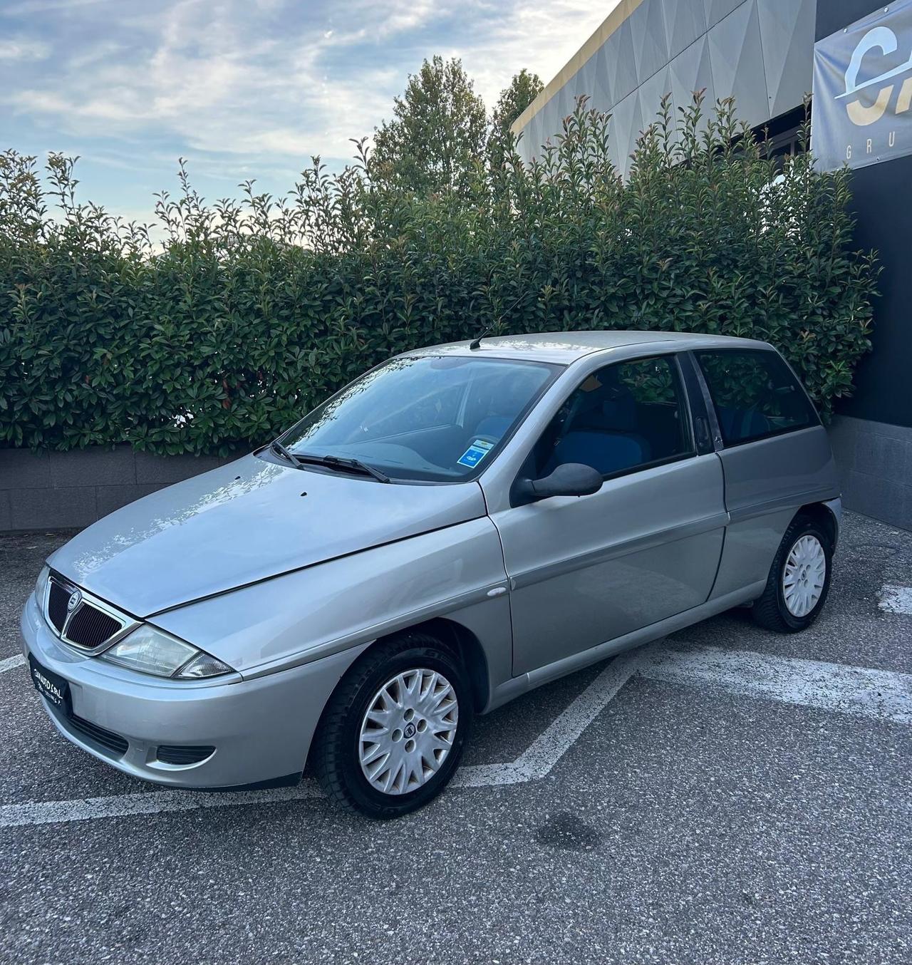 Lancia Ypsilon 1.0 FIRE - NEOPATENTATI