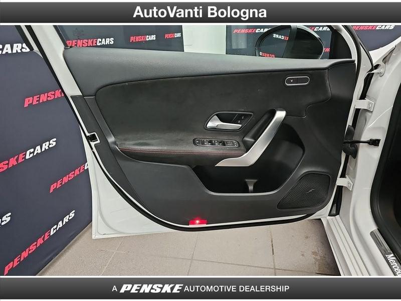 Mercedes-Benz Classe A Berlina A 200 d Automatic Premium