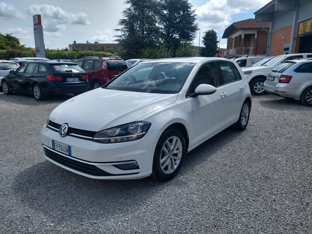 Volkswagen Golf 1.0 TSI 115 CV 5p. Trendline BlueMotion Technology