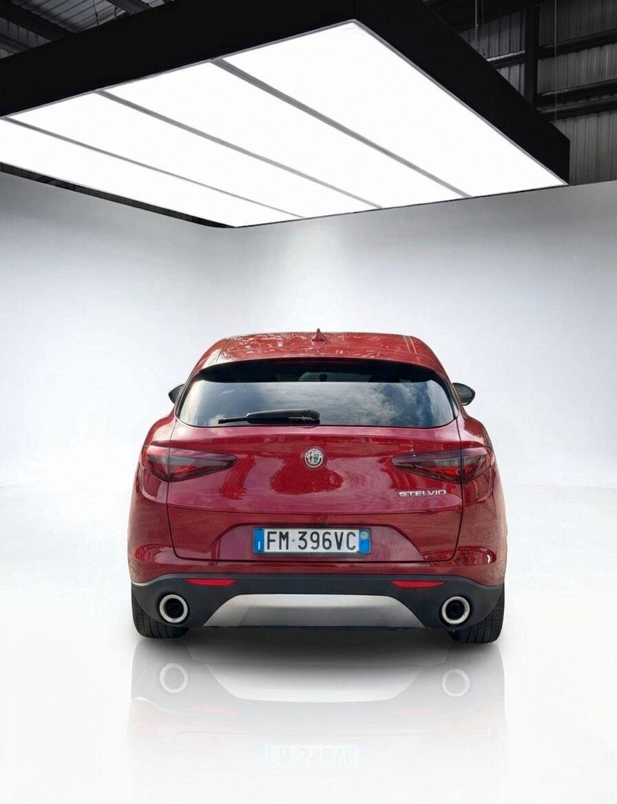 Alfa Romeo Stelvio 2.2 Turbodiesel 210 CV AT8 Q4 Business