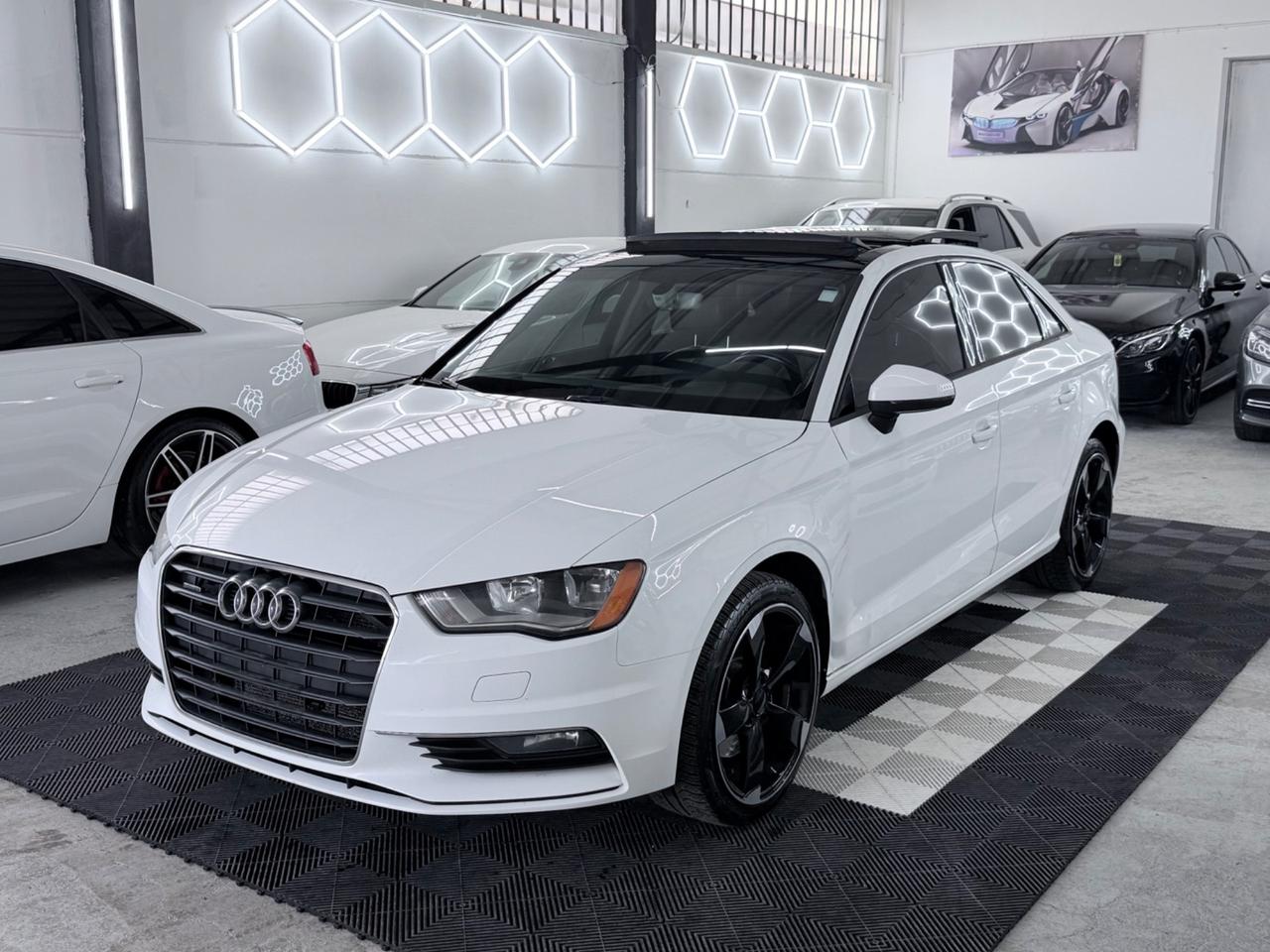 Audi A3 1.8TFSI QUATTRO 220CV AUTOMATICO PANORAMICA