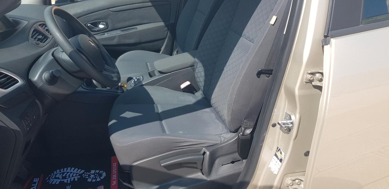 RENAULT SCENIC 1.5DCI 110CV XMOD UNICO PROPRIETARIO