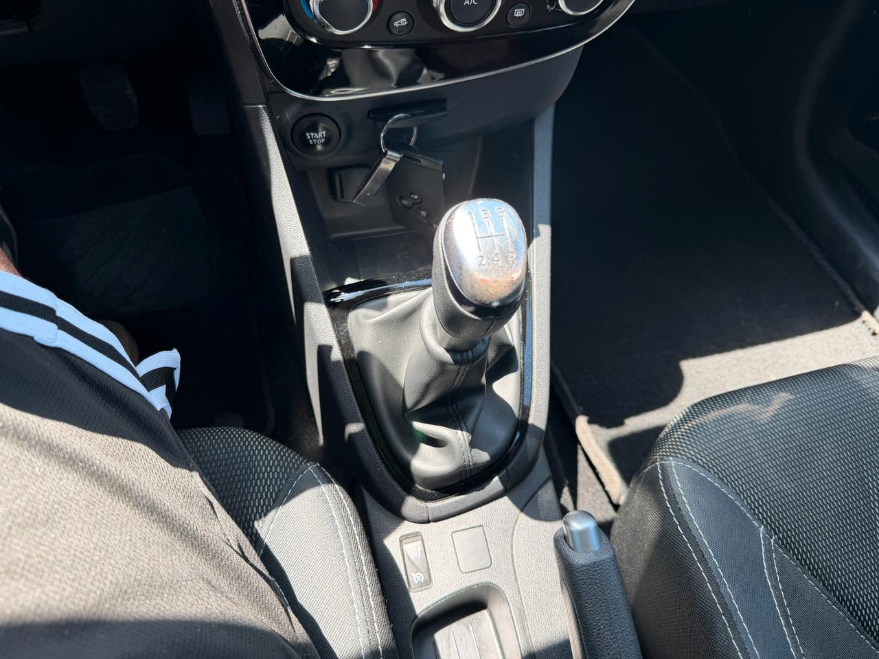 RENAULT CLIO ANNO 2017 1.5 DIESEL 90 CV