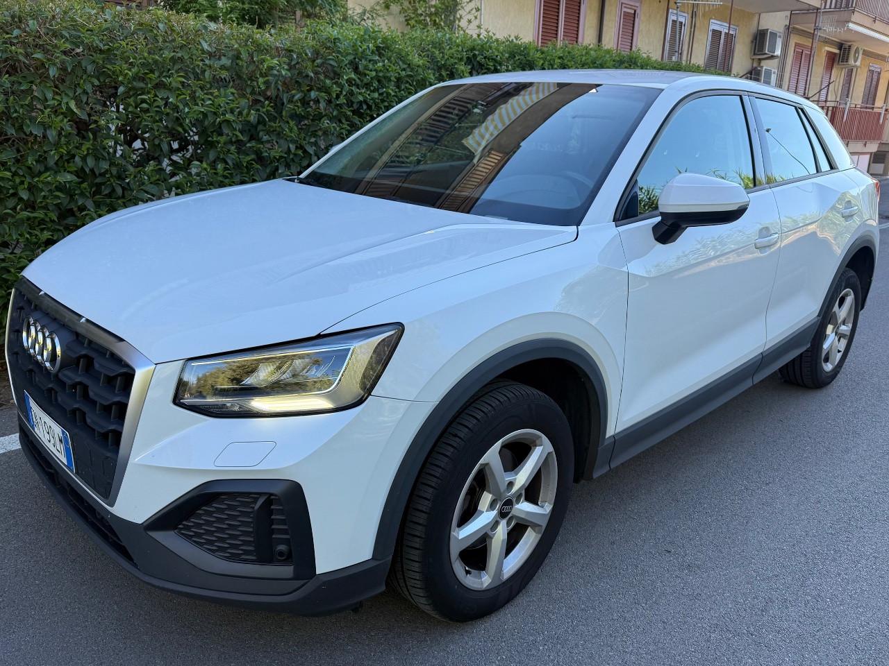 Audi Q2 30 2.0 tdi Business s-tronic