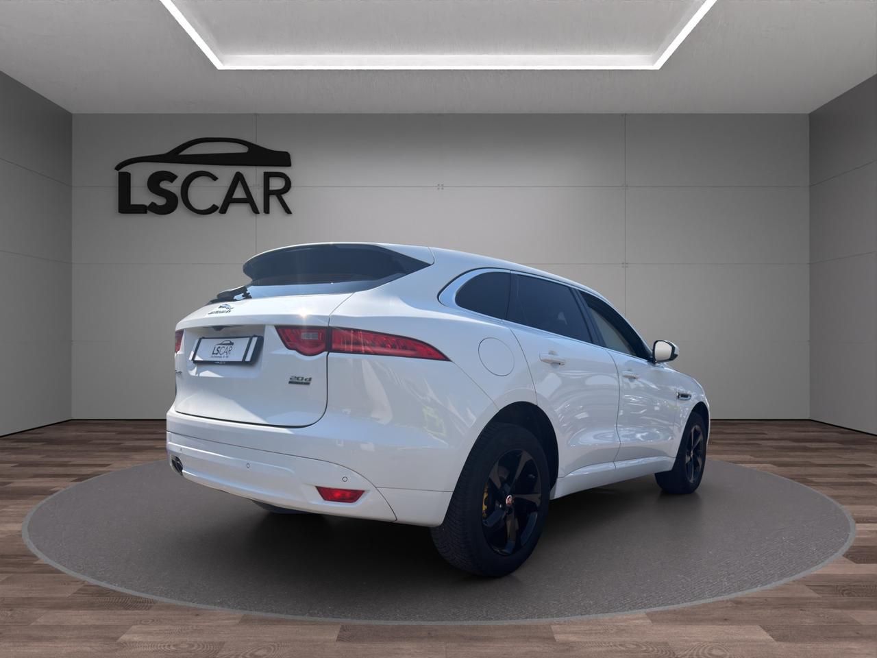 Jaguar F-Pace 2.0d i4 Pure 180cv - Promo finanziamento - Automatica