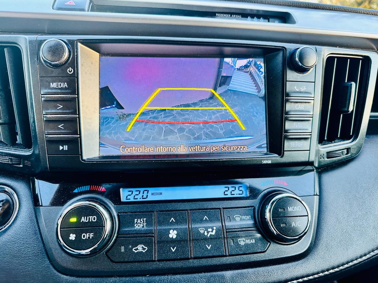 Toyota RAV 4 2016 2.0 D-4D km 130,000 ok neopatentati ! ! !