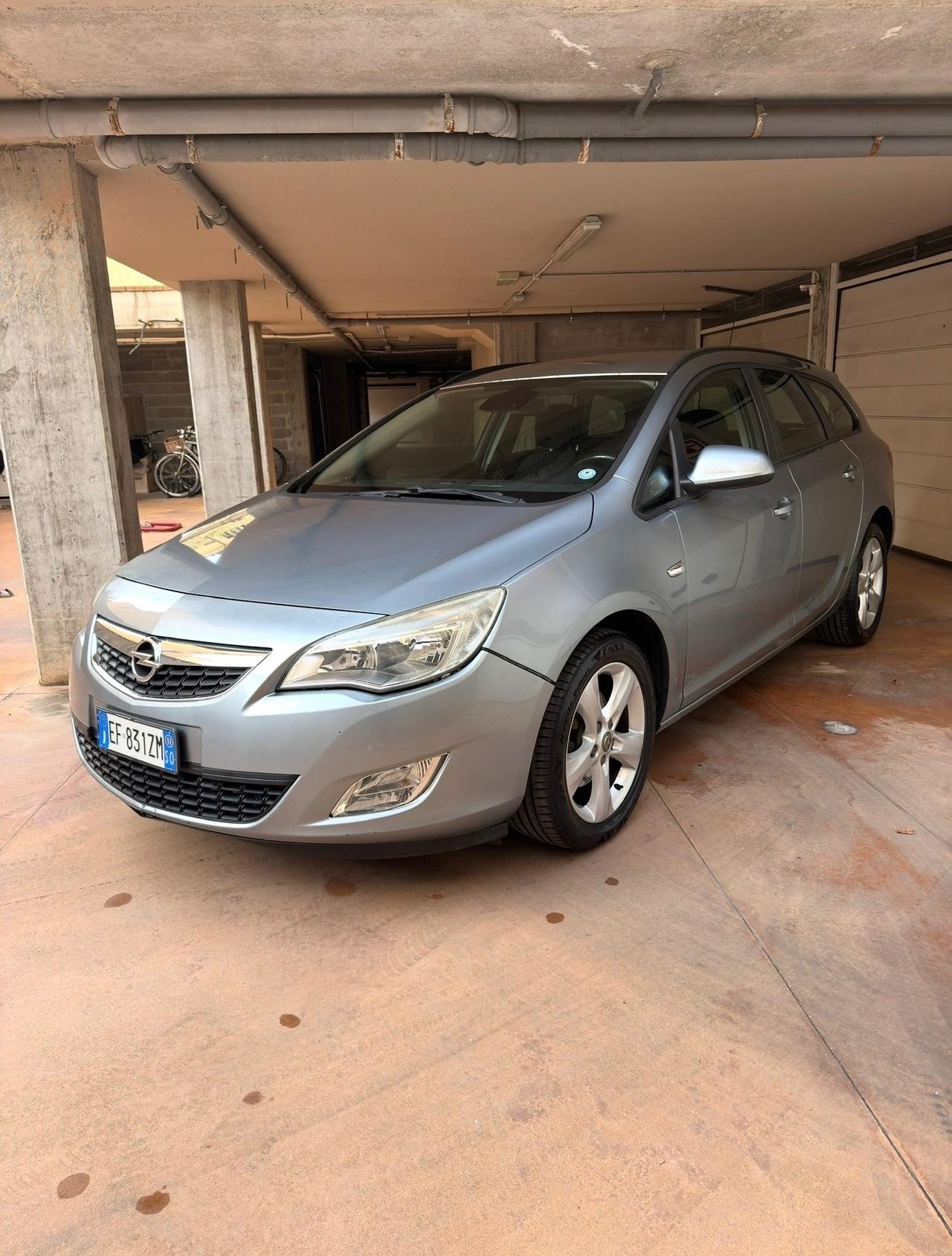 Opel Astra 1.7 CDTI 110CV Sports Tourer Elective