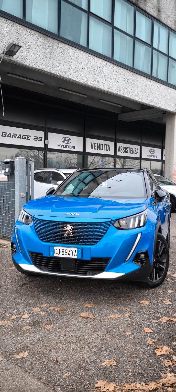 Peugeot 2008 motore elettrico 136 CV GT