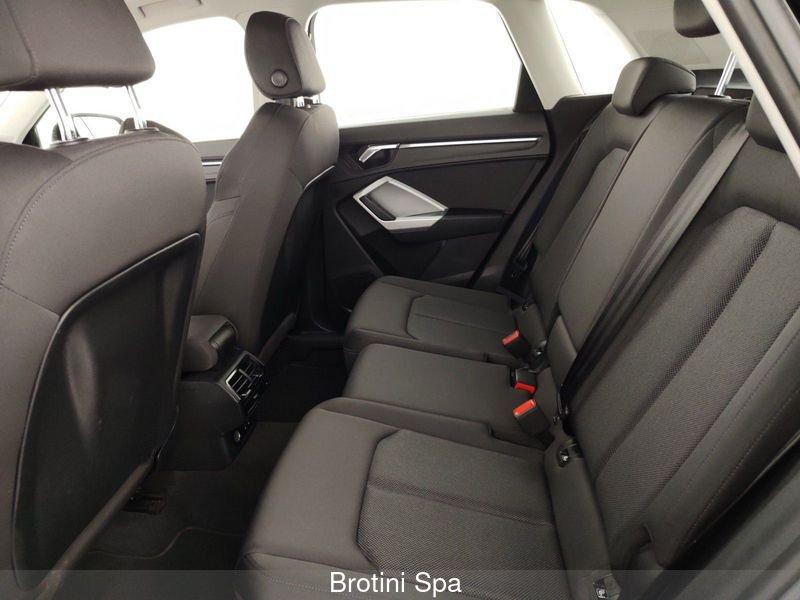 Audi Q3 Q3 45 TFSI e S tronic S line edition