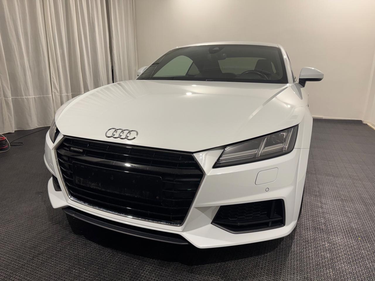 Audi TT Coupé 2.0 TFSI quattro S tronic line