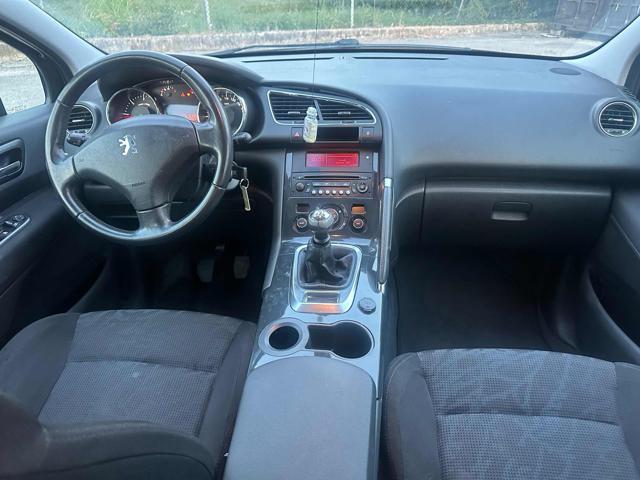 PEUGEOT 3008 1.6 HDi 112CV Tecno senza nessun lavoro da fare