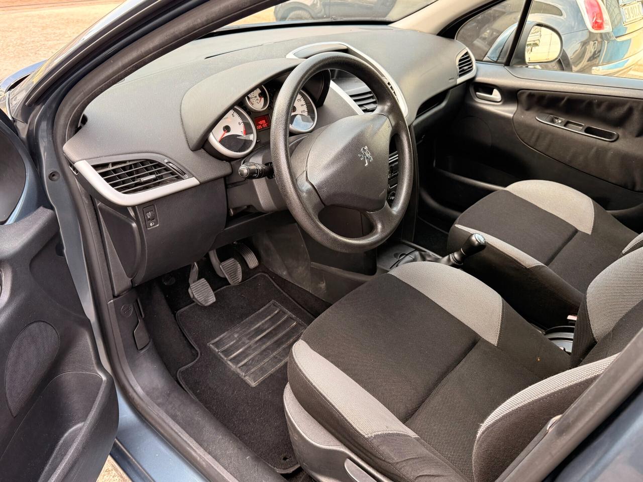 Peugeot 207 1.4 5 Porte