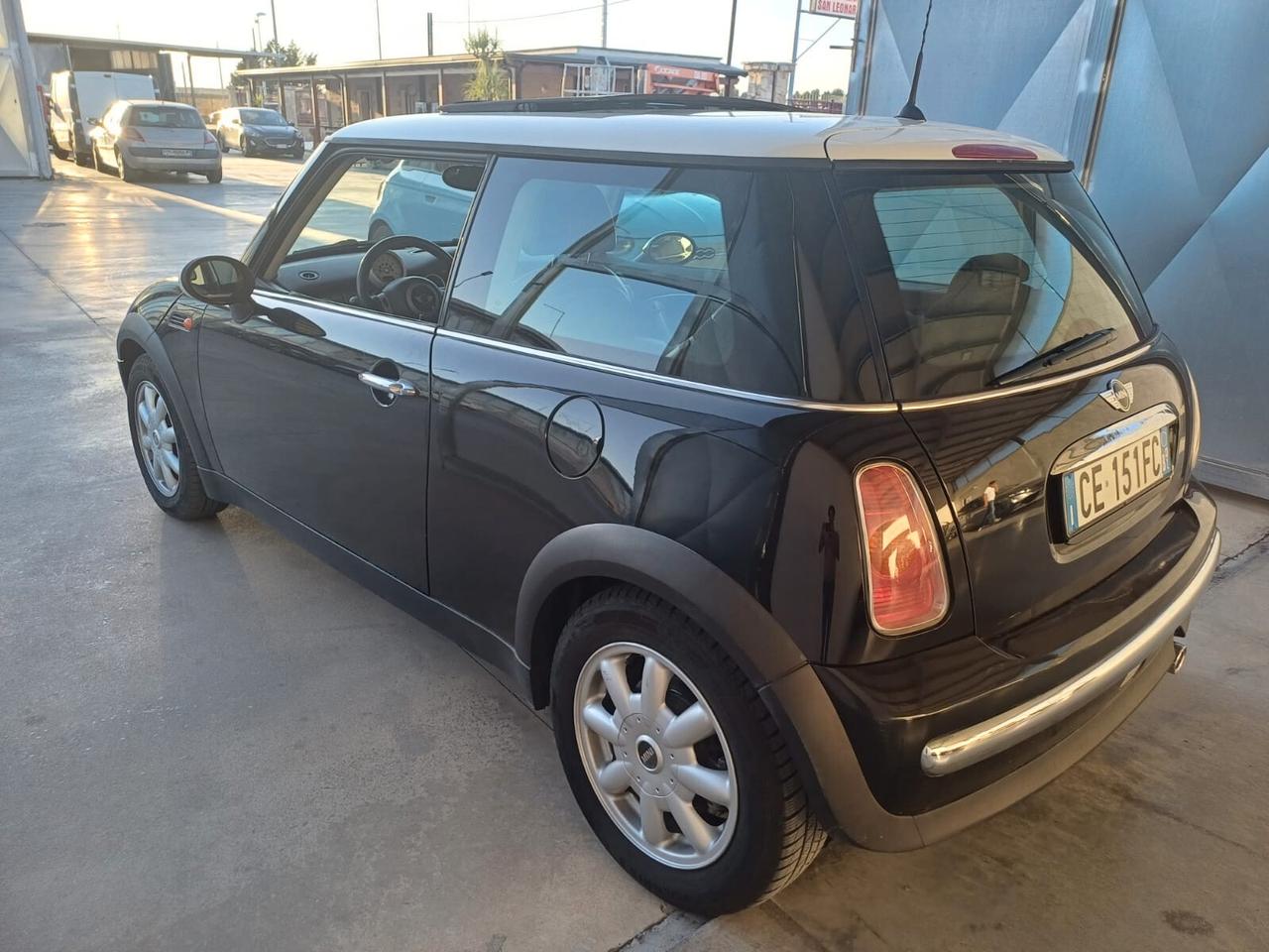 Mini 1.6 16V One de luxe