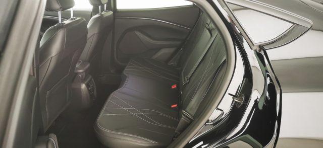 FORD Mustang Mach-E Standard Range 269 CV rwd (430 km di autonomia)