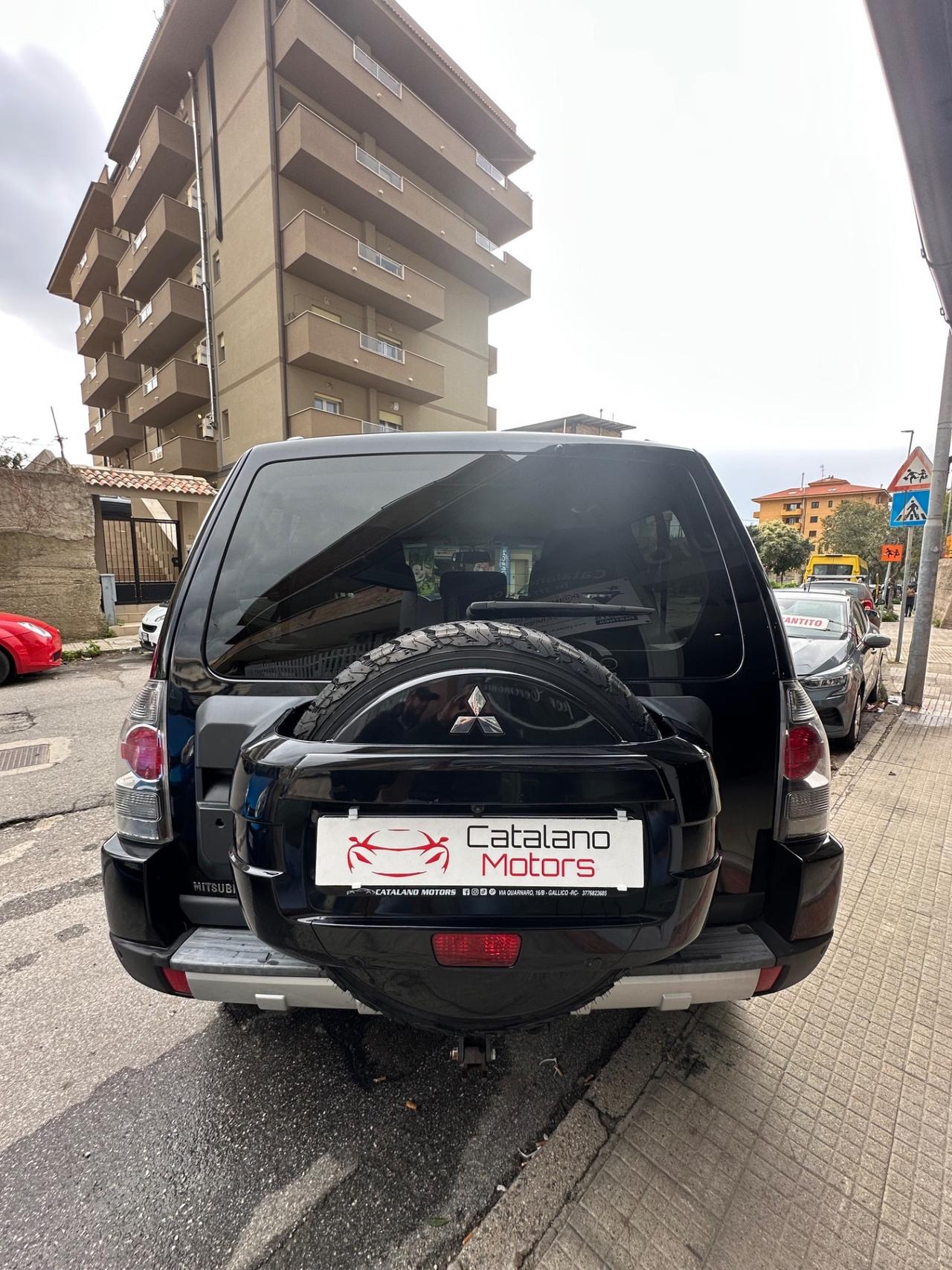 Mitsubishi Pajero 3.2 DI-D 16V aut. 3p. Instyle DPF