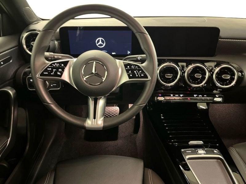 Mercedes-Benz Classe A 180 d Automatic Business Extra