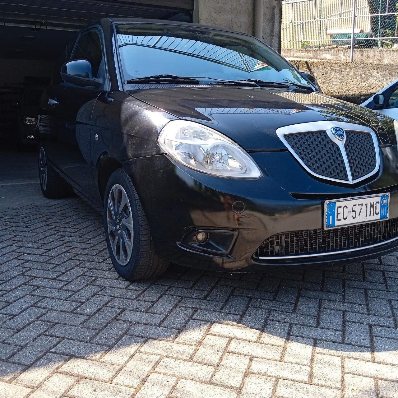 Lancia Ypsilon 1.2 Elle