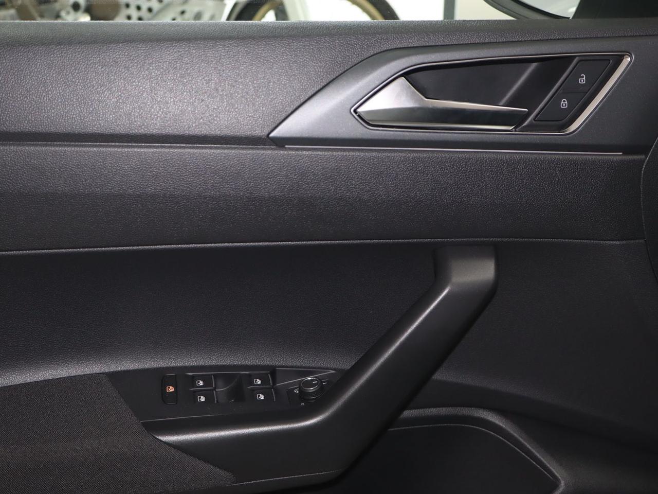 Volkswagen Taigo R Line TETTO PANORAMICO 1. #12022