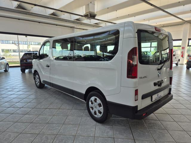 RENAULT Trafic dCi 110CV PL 9 POSTI Zen-Doppio Clima-