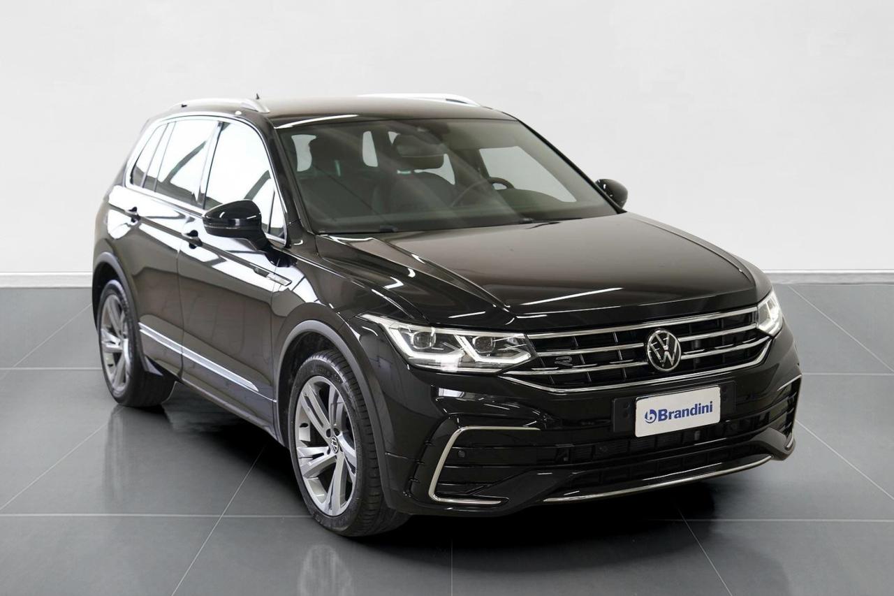 VOLKSWAGEN Tiguan 2.0 tdi R-Line 150cv dsg