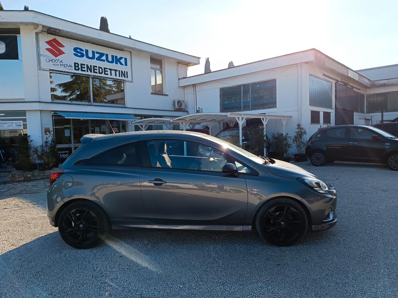 Opel Corsa 1.4 90CV Coupé Cosmo opc Tua a 144€/Mese