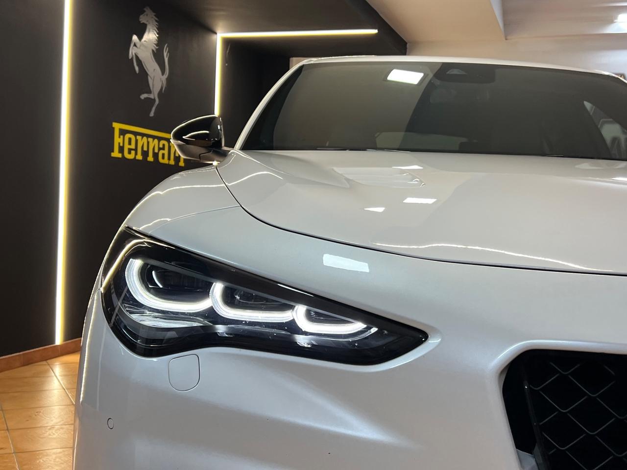 Alfa Romeo Stelvio 2.9 Bi-Turbo V6 510 CV AT8 Quadrifoglio