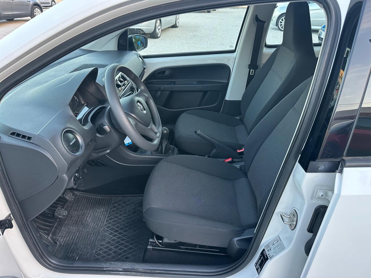 Volkswagen up! 1.0 5p. take