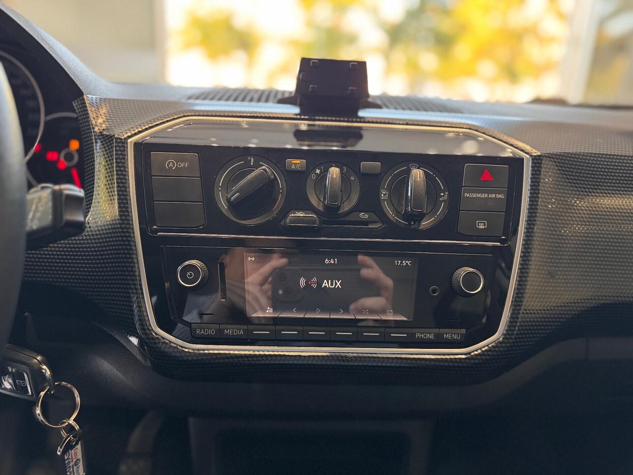 Volkswagen up! 1.0 5p. move “62.000KM”