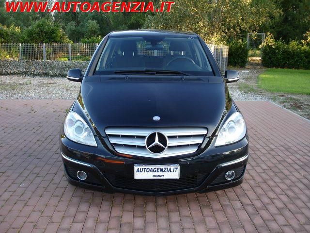 MERCEDES-BENZ B 180 CDI