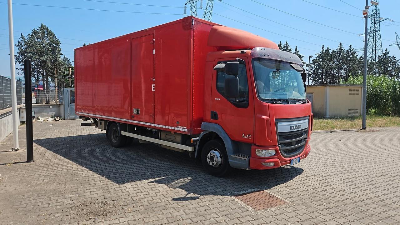 DAF LF 75.180 T24-037