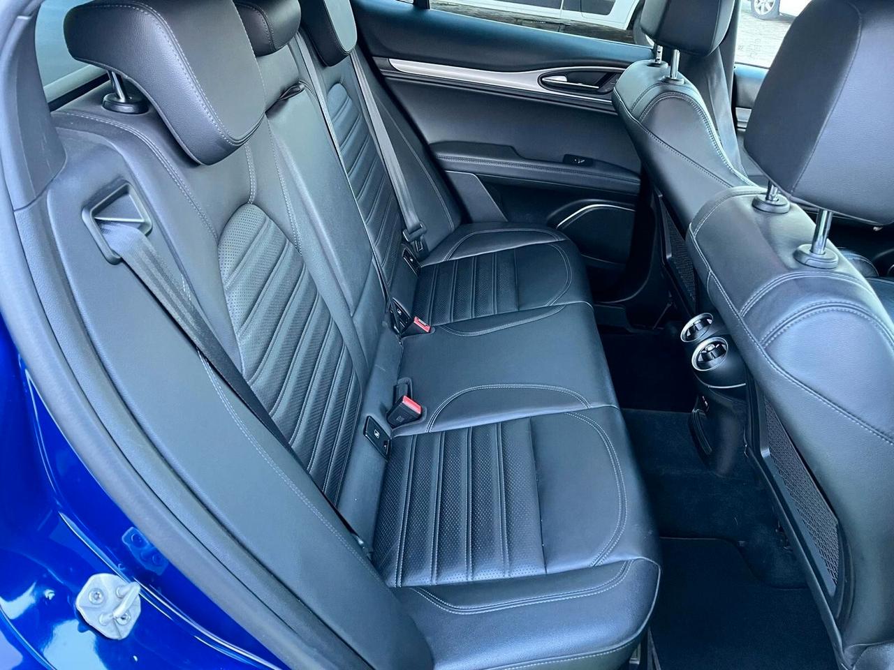 Alfa Romeo Stelvio 2.2 Turbodiesel 210 CV AT8 Q4 Veloce