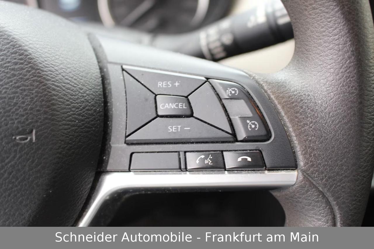 Nissan Micra 1.0L Visia