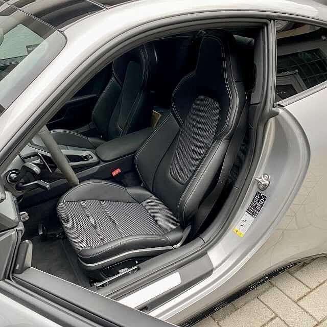 Porsche 992 Carrera S SPORT DESIG+PANORAMA