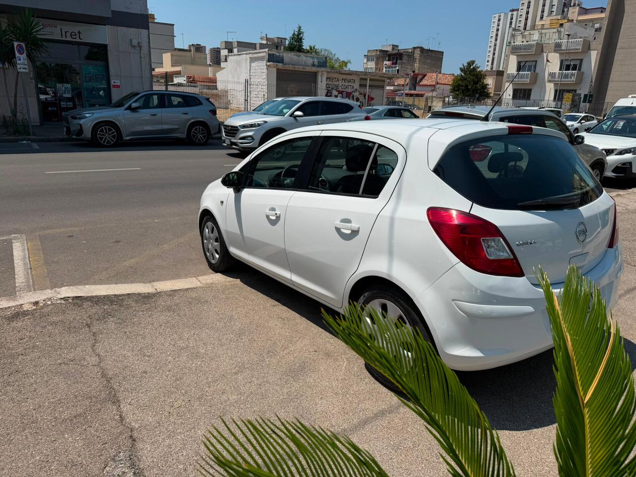 Opel Corsa 1.2 5 porte Elective