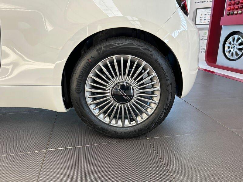 FIAT 500e LA NUOVA 500 My23 320 Berlina