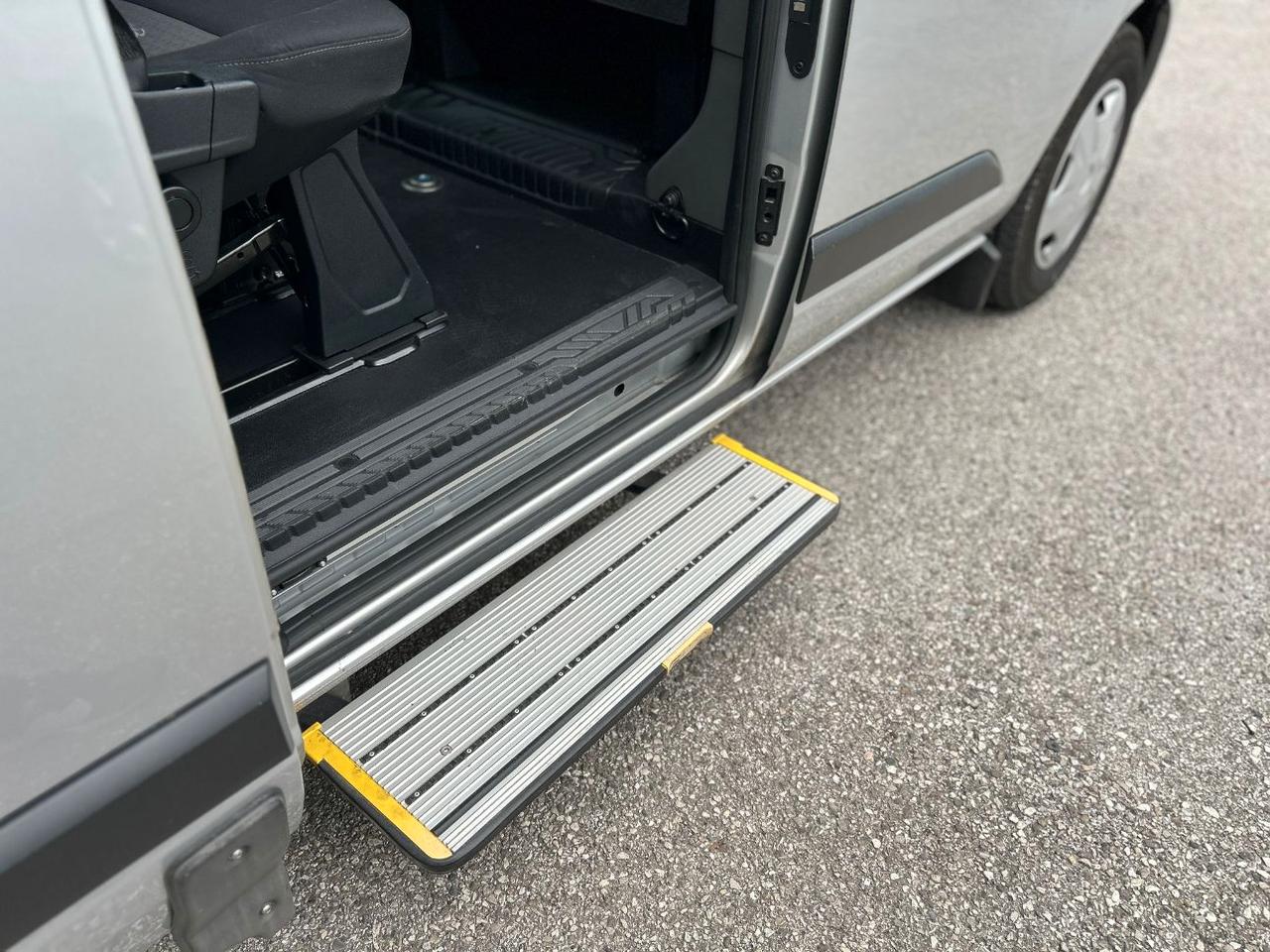 FORD Transit Custom 320 2.0 tdci 130cv Trend combi L2H1 E6.2